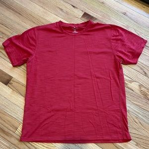 Fabletics t-shirt